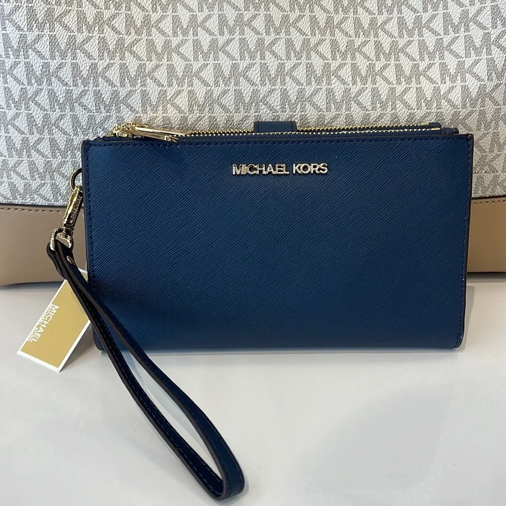 MICHAEL KORS LARGE DOUBLE ZIP WRISTLET WALLET PHONE CASE 
Navy NWT - Picture 12 of 16